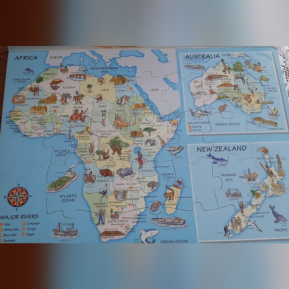 THE FUN WORLD ATLAS * 5 Fun Puzzle Maps - Picture 8 of 8